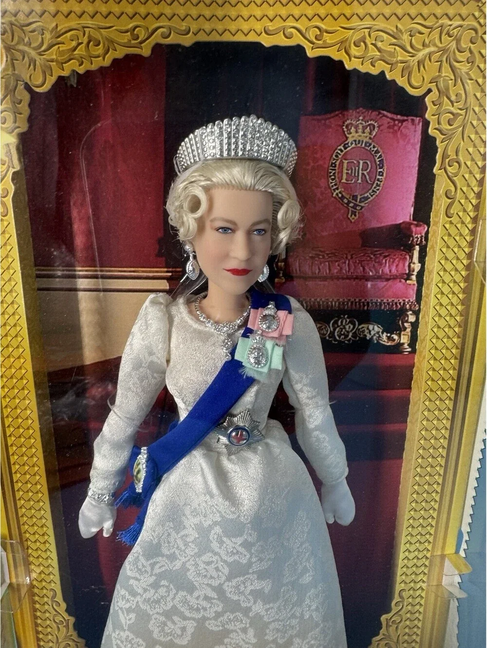 Barbie celebrate queen